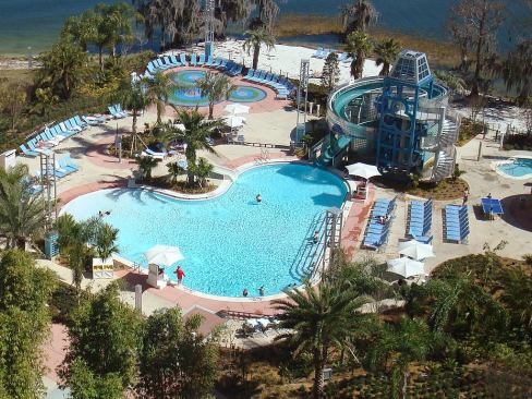 Disney's Contemporary Resort, Walt Disney World The resort's main pool features a splash pad area, two hot tubs and a 17-foot tall waterslide tower.