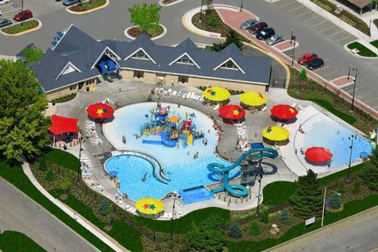 Shawnee’s 7,600-square-foot leisure pool and 6,600-square-foot bathhouse complex opened in late spring 2007 for use by the residents and guests. It was designed to complement existing buildings. The design plan provides an open view of the pool area and bathhouse to passers by. It is located next to the city’s “Old Town” and greatly complements the city’s goal of giving the old city center a new image.